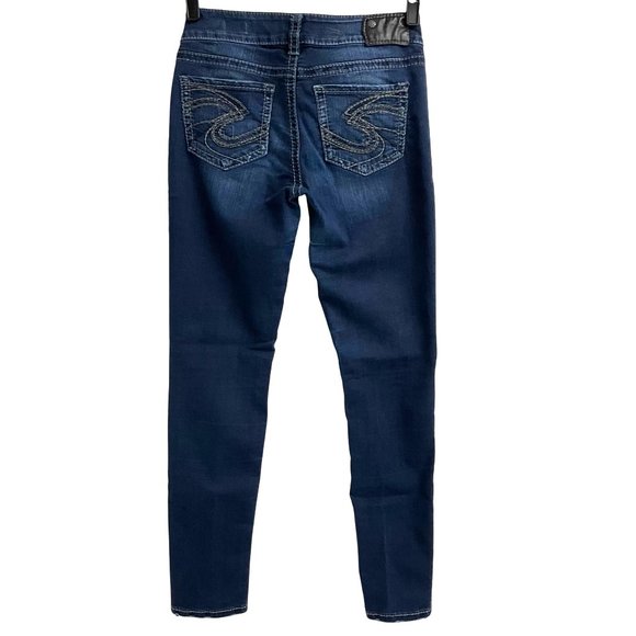 Silver Suki Skinny Dark Blue Jeans Size 27 x 31 Classic Preppy Versatile Casual - Picture 3 of 12